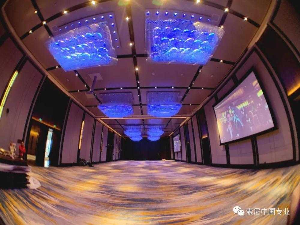 來一次飛躍三峽大壩的旅行——走進“三峽秀”沉浸式展廳