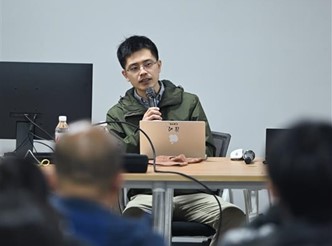 索尼家用投影P9
