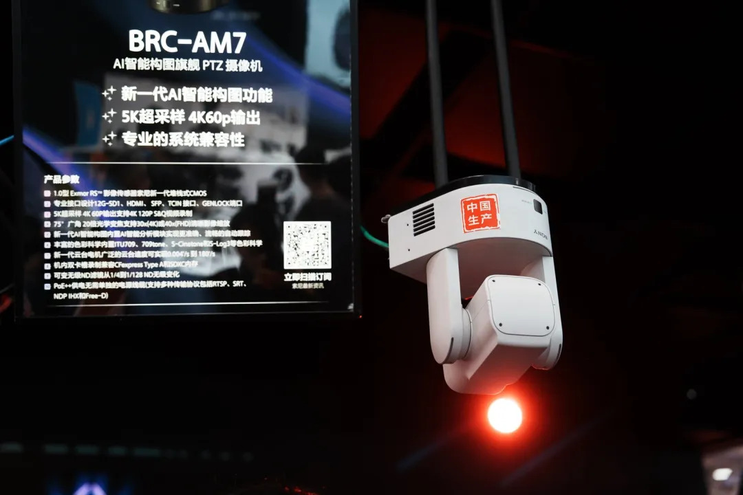 索尼家用投影P9